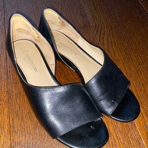 Naturalizer leather flats